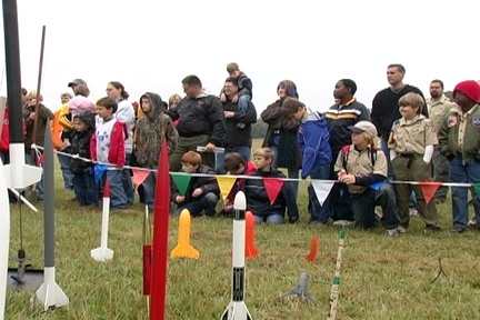 CROWD withROCKETS